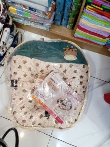 Sofa bantal dot twiza snooby