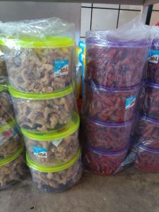 Usus toples