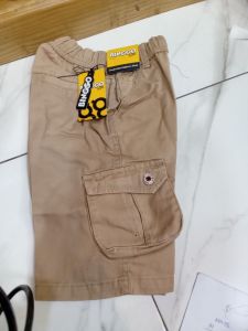 Celana cargo pendek