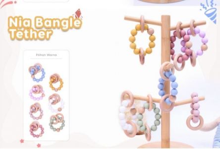 Nia bangle teether