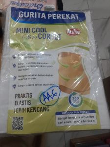Korset gurita perekat ibu