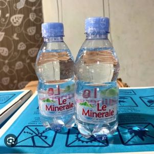 Le Mineral kecil