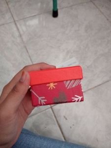 BOX KADO/ 6  6 CM/ MOTIF/ MERAH 