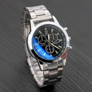  Jam Tangan Pria A0108 Palsu Tiga Mata Enam Pin Tahan Air Rantai Baja Jam Tangan Bisnis Variasi: biru