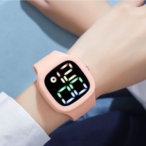  Jam Tangan Wanita A0199 Jam Elektronik Persegi Variasi: Merah Jambu