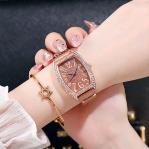  Jam Tangan Wanita A0149 Jam tangan kuarsa sabuk magnetit persegi gaya Eropa dan Amerika Variasi: mawar emas