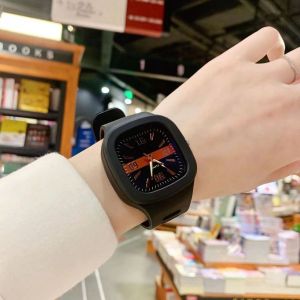  Jam Tangan Wanita A0183 Versi Korea Jam Tangan Elektronik Sederhana Variasi: hitam