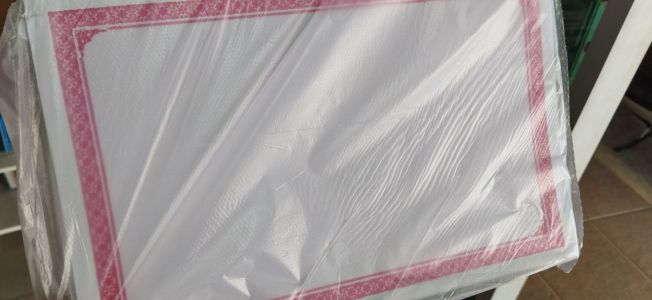 Kertas Piagam