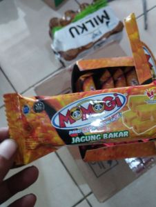 Momogi besar