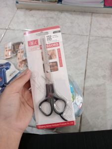 Oyea L30/ Gunting Rambut 