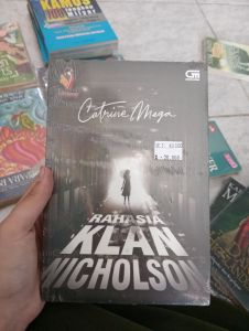 Novel Rahasia Klan Nicholson/ Catrine Mega