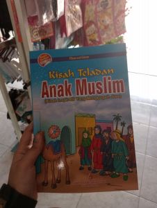 Kisah Teladan Anak Muslim 