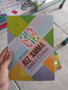 Juz Amma Tajwid & Terjemah Besar