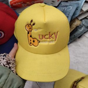 Topi Lucky Jerapah Kuning 