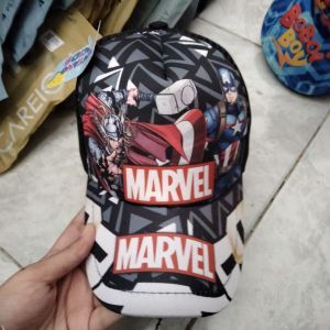 Topi Marvel Hitam 