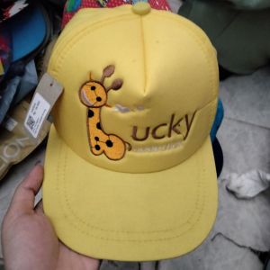Topi Lucky Jerapah Kuning 