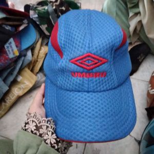 Topi Sport Umbro Biru