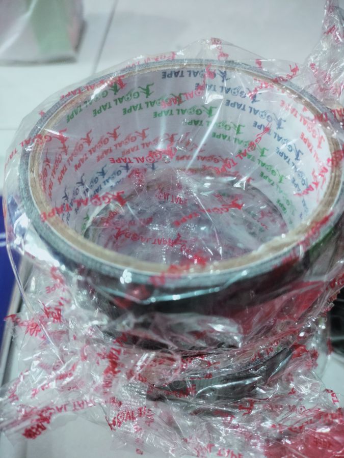 Lakban Hitam Tape 2 Tipis 