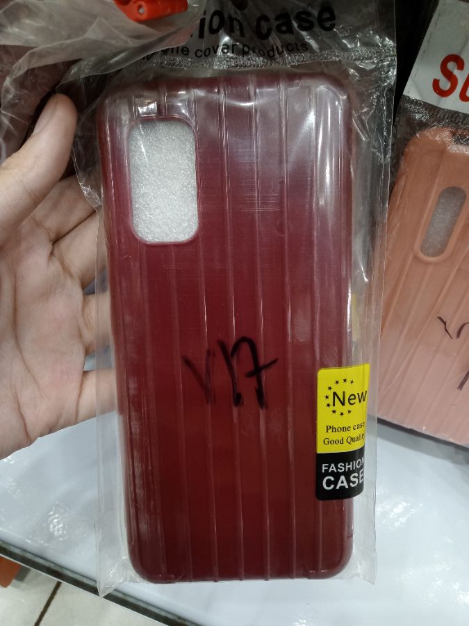 Macaron Vivo V17