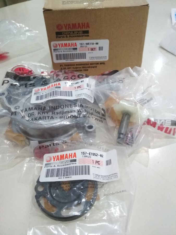 Body Water Pump Set Vixion 1S7 YGP