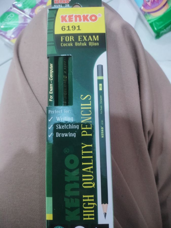 Pensil Kenko