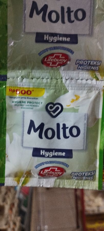Molto Pewangi Hygiene 500