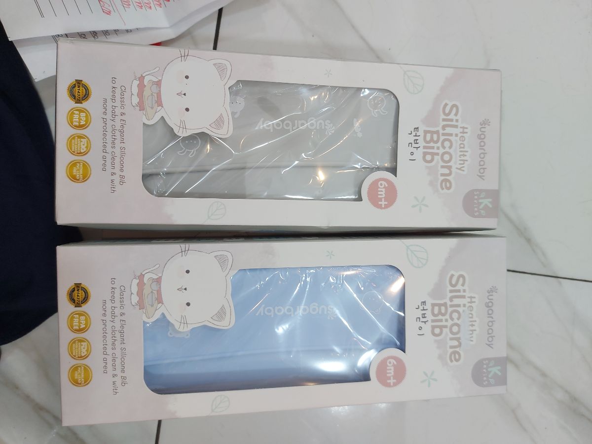 Sugar baby premium silicone bib