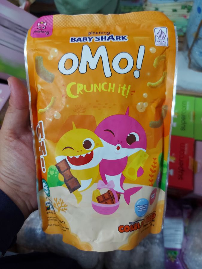Snack omo baby shark coklat keju 25g