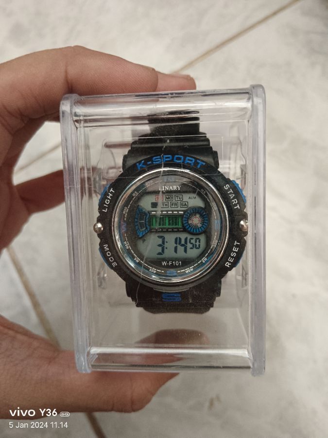 Linary Sport Jam Tangan Anak Hitam Biru