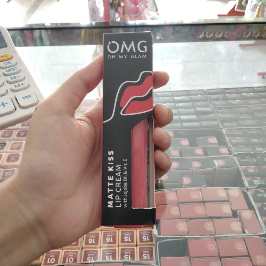 OMG Matte Kiss Lip Cream No.02 Juicy