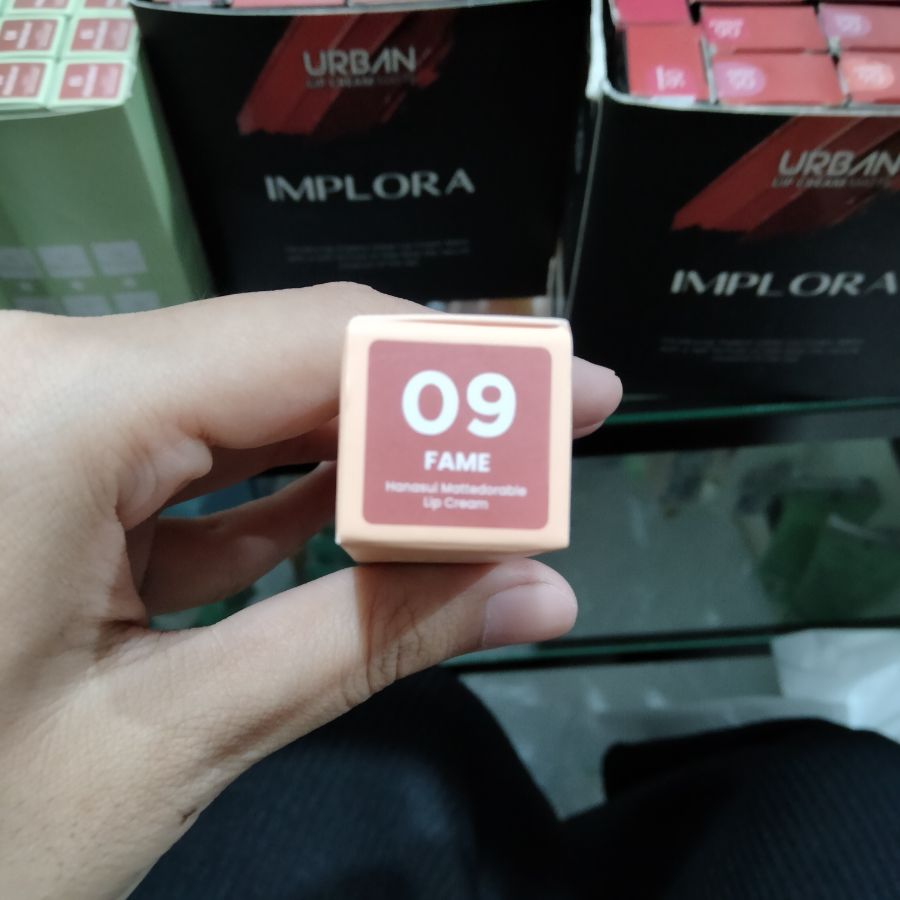 Hanasui Mattedorable Lip Cream No.09 Fame