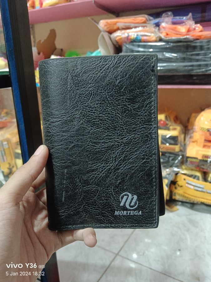 Mortega Dompet Cowok Hitam