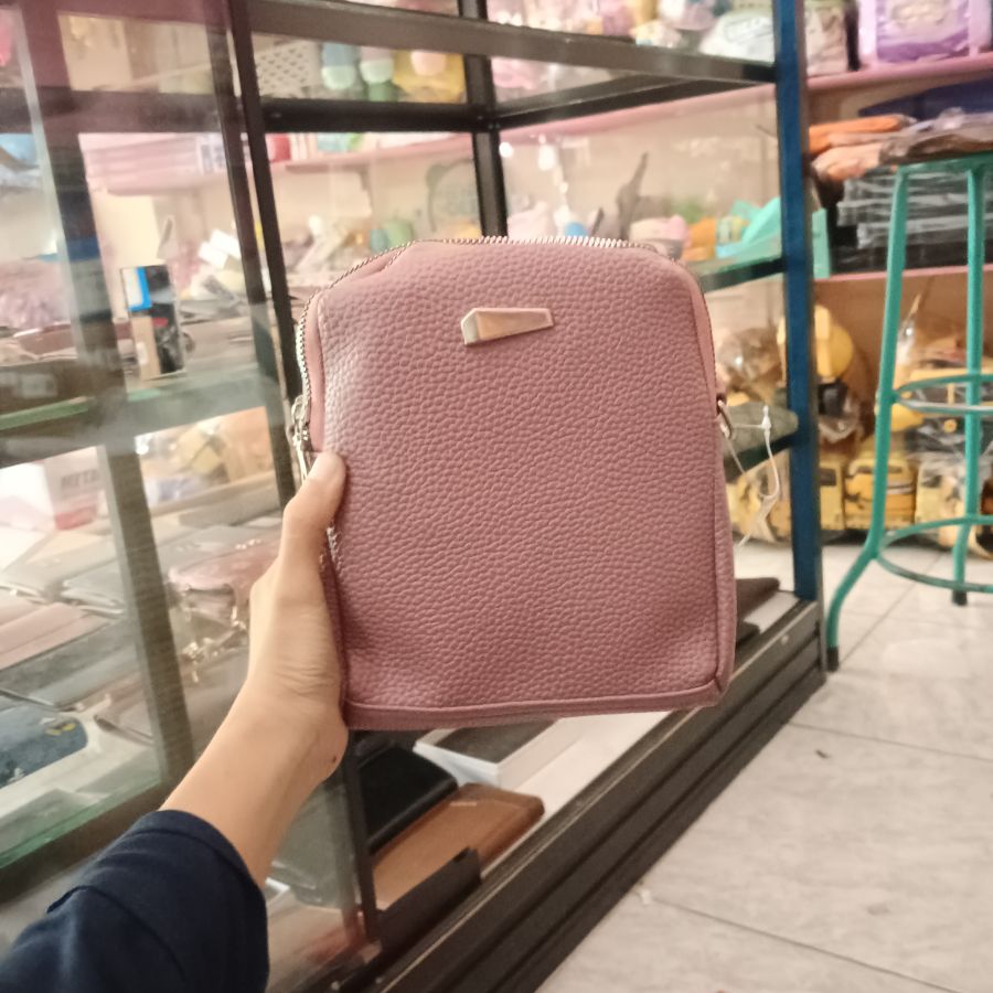 Tas Slempang Fashion Kulit Taro