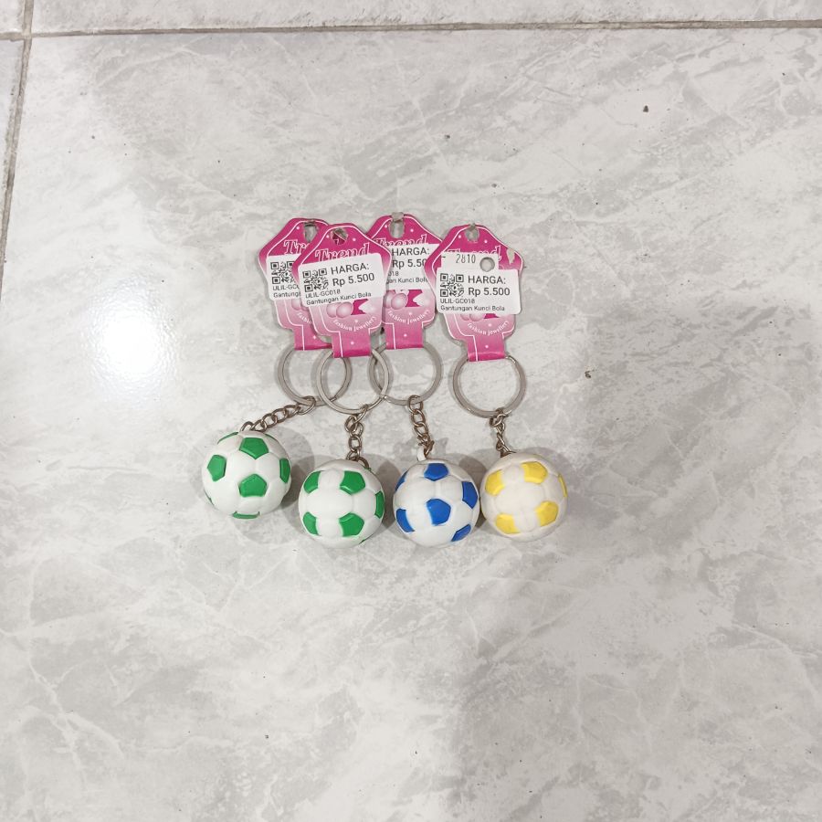 Ganci Karet Bola Besar