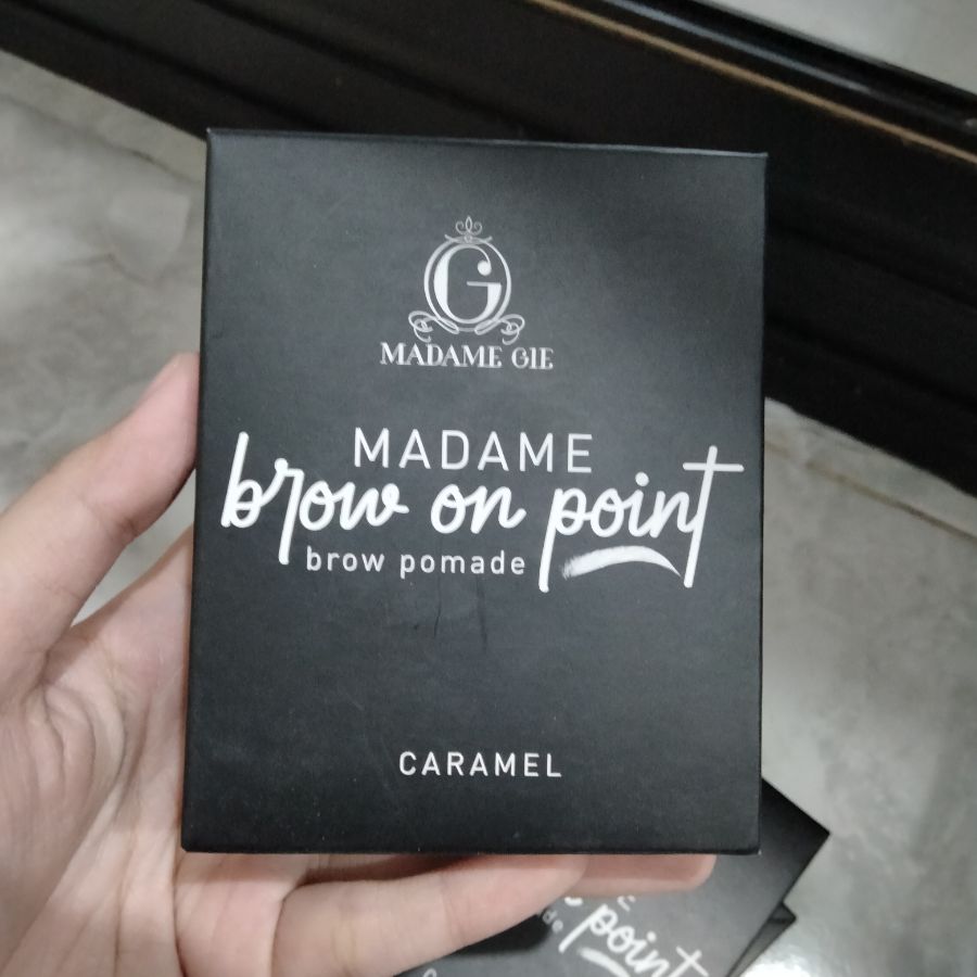 Madame Gie Brow On Point Brow Pomade No.04 Caramel
