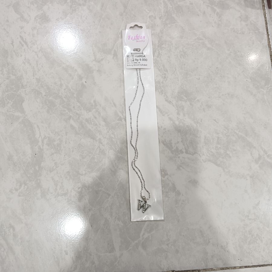 Kalung Monel Alphabet/W