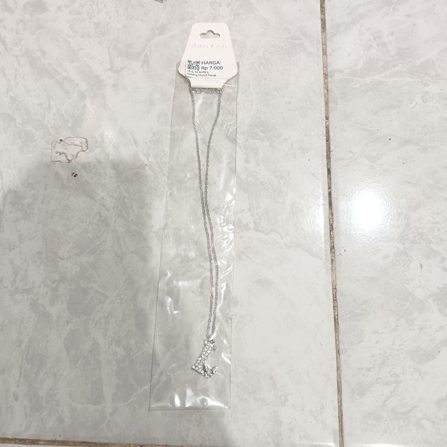 Kalung Huruf Perak/L