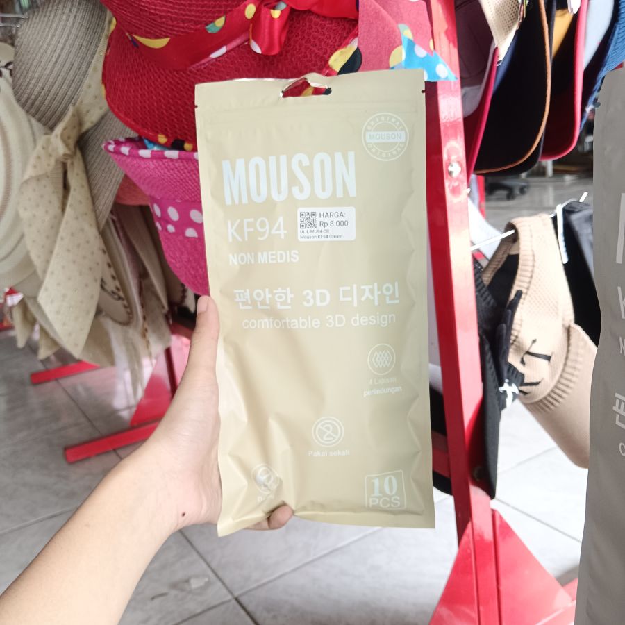 Mouson - Masker KF94 10 pcs - Dewasa - Cream