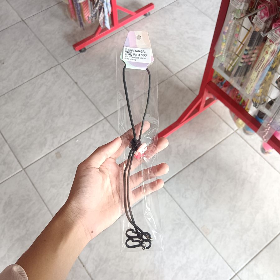 Strap Masker Polos Karakter