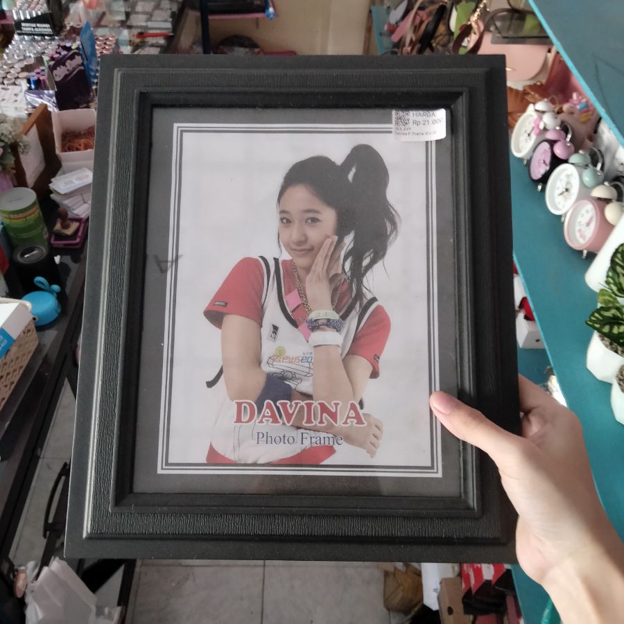 Davina Photo Frame