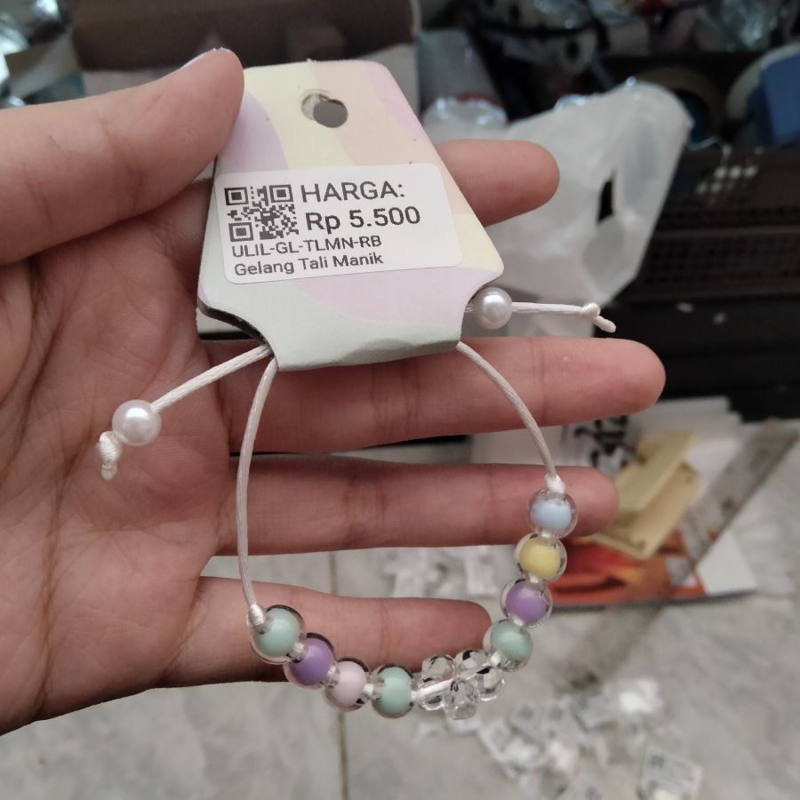 Gelang Tali Manik 