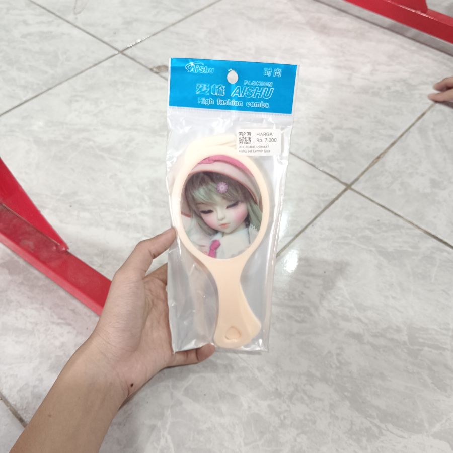 Aishu Set Cermin Dan Sisir
