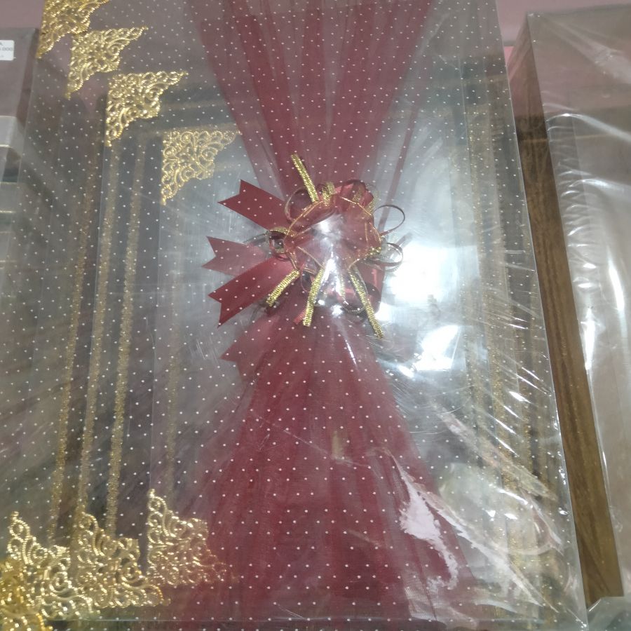 Box Seserahan Merah Gold