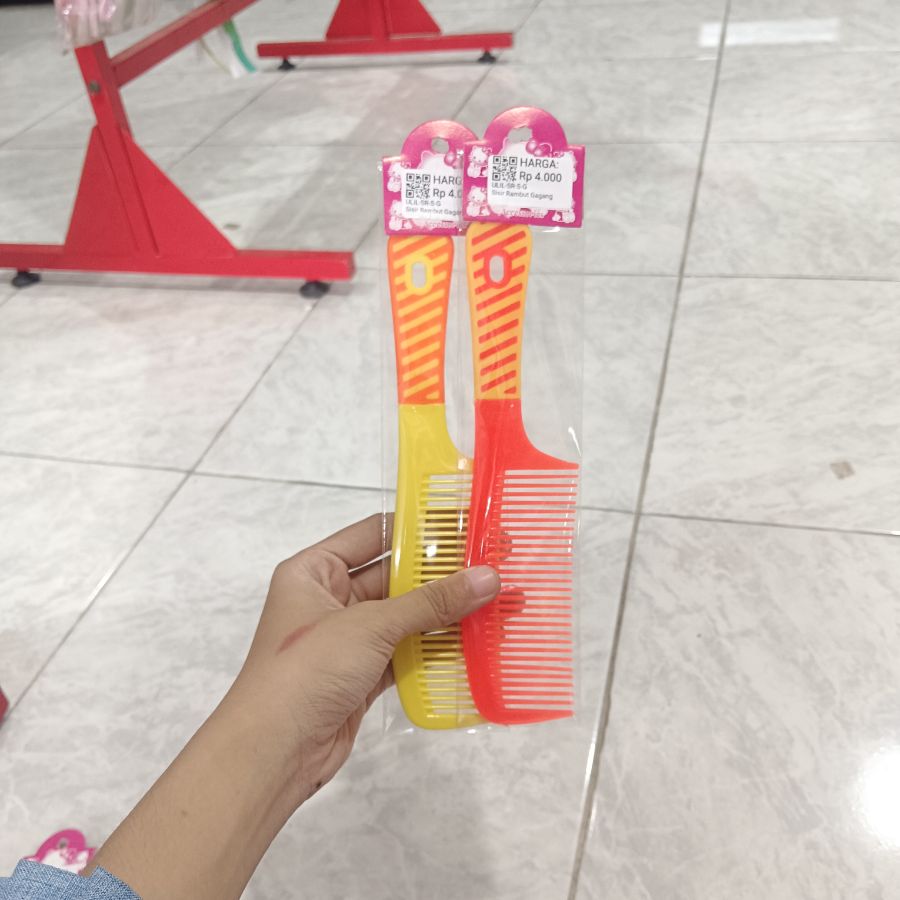 Sisir Rambut Gagang Besar