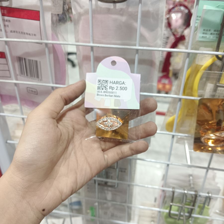 Bross Berlian Mata Kecil