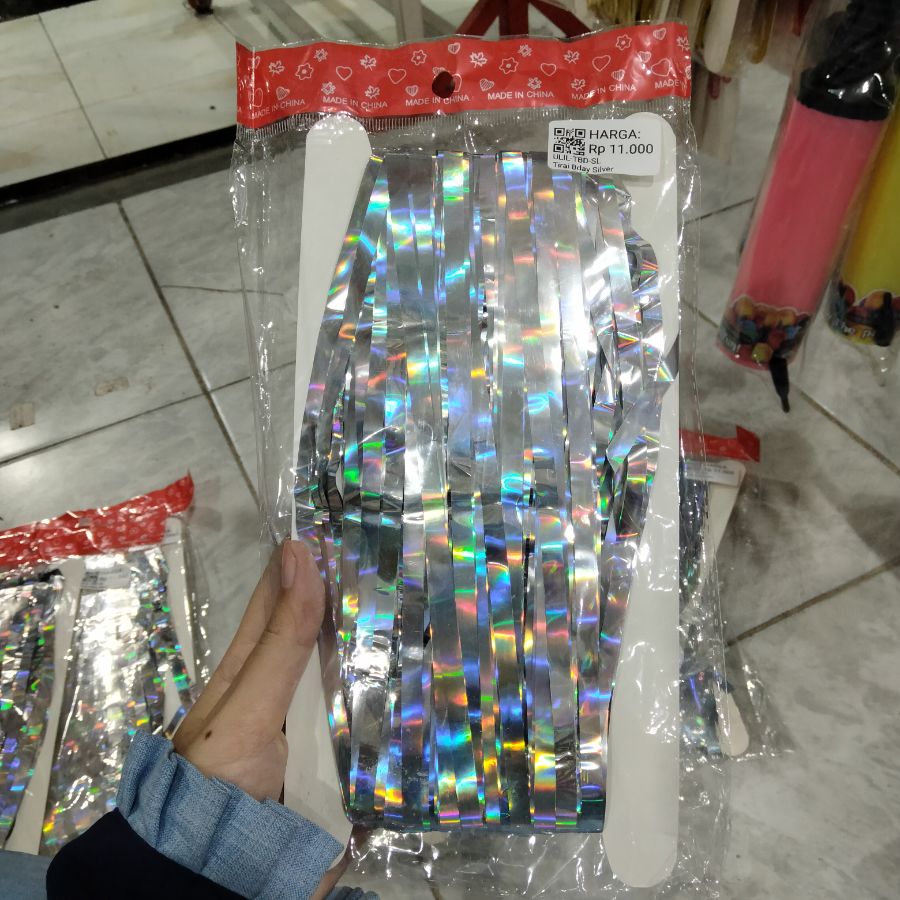 Tirai Foil Ukuran 12m/ Silver 