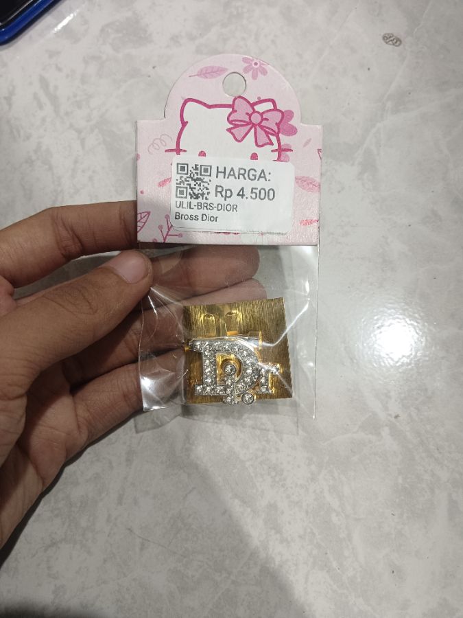 Bross Kecil Dior