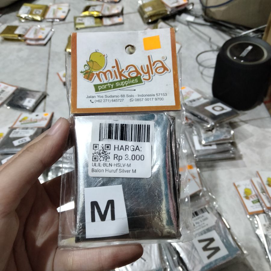 Balon Huruf Silver/ M