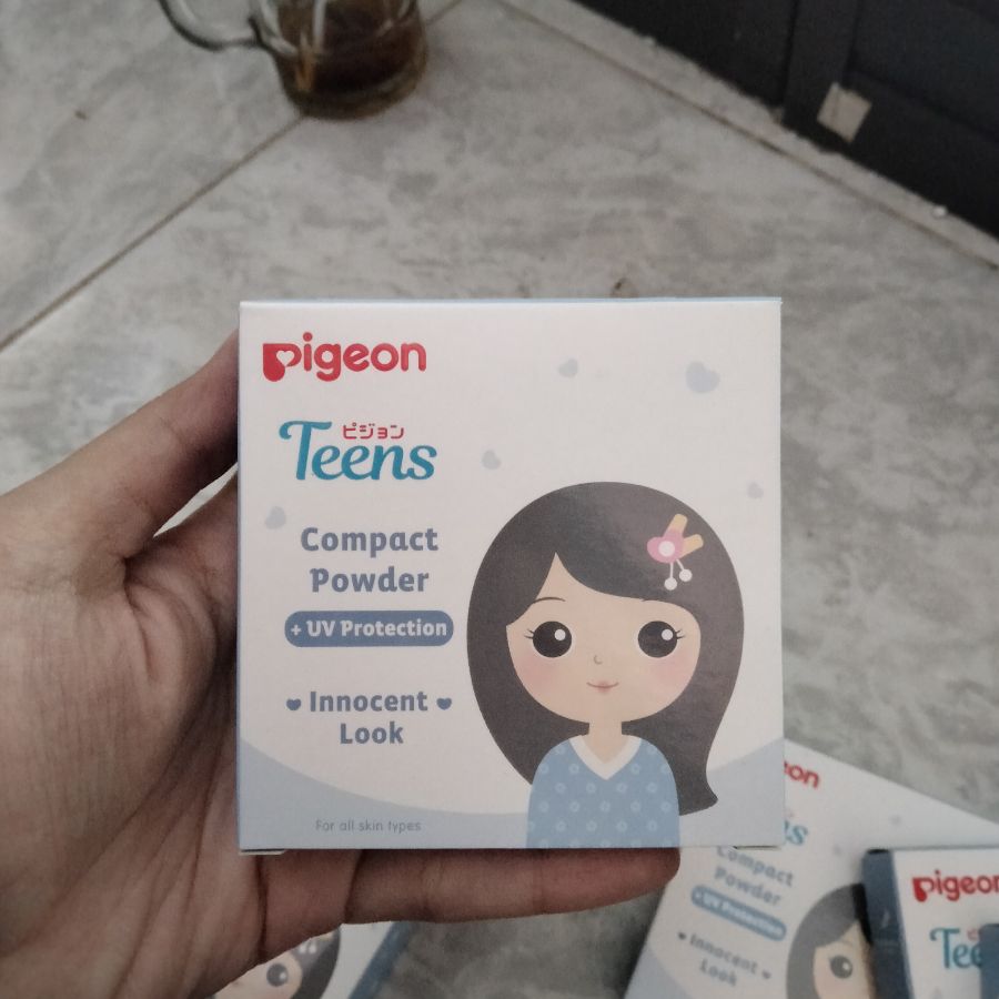 Pigeon Teens Compact Powder/ Pure White/ 14gr/ SEPT2026
