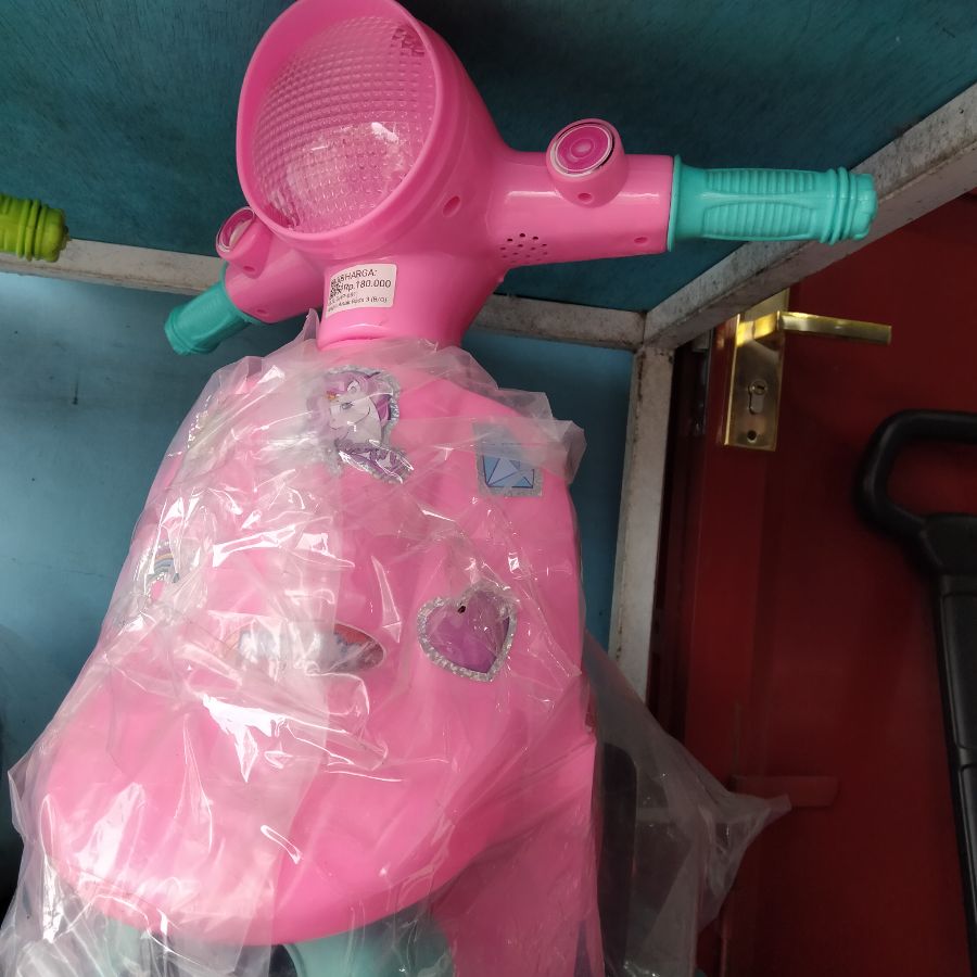 Vespa Anak Roda 3